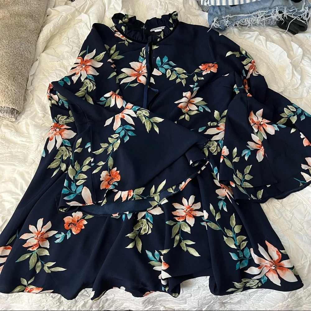 GLAMOROUS DRESS PLUS SIZE FLORAL - Picture 1 of 3